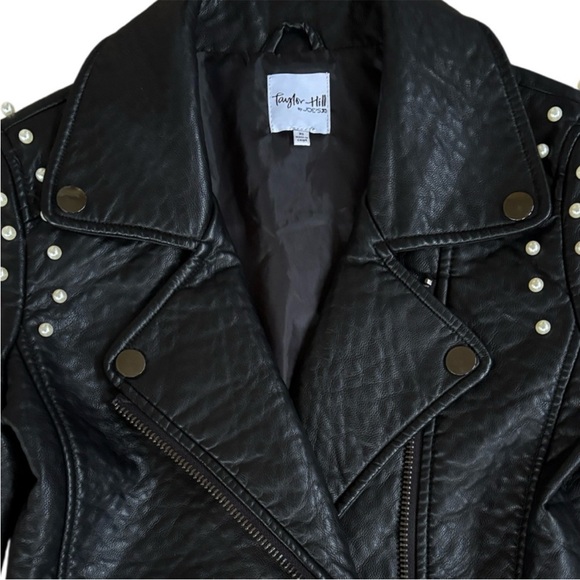 Like New Joe's Jeans Faux Leather
Pearl Studded Moto Jacket Black Size XS - Picture 9 of 12